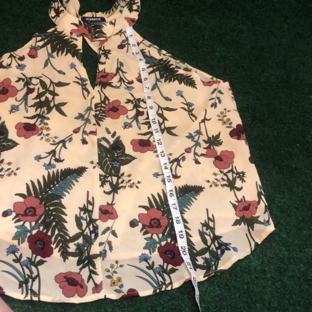 Hommage from Los Angeles Floral Trapeze Sleeveless Top - Picture 12 of 12